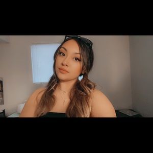 Meet your Posher, Mireya